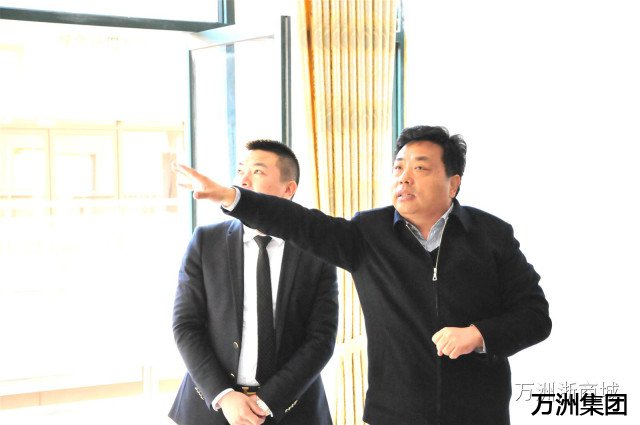 薛城区区委书记吴磊、区长刘中波、副区长李玉森莅临万洲浙商城考