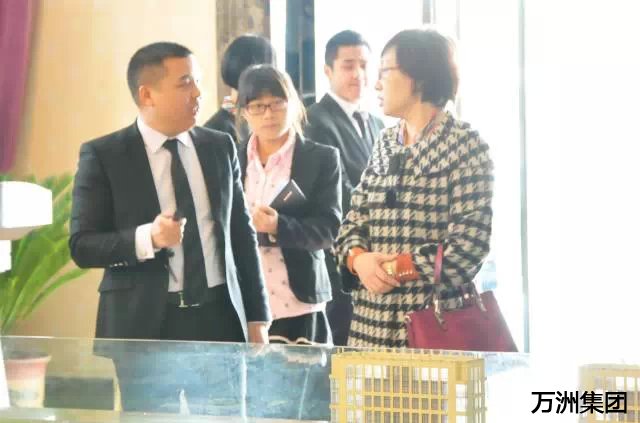 枣庄市工商联副主席苏卫红、孙晋法一行莅临万洲集团参观考察