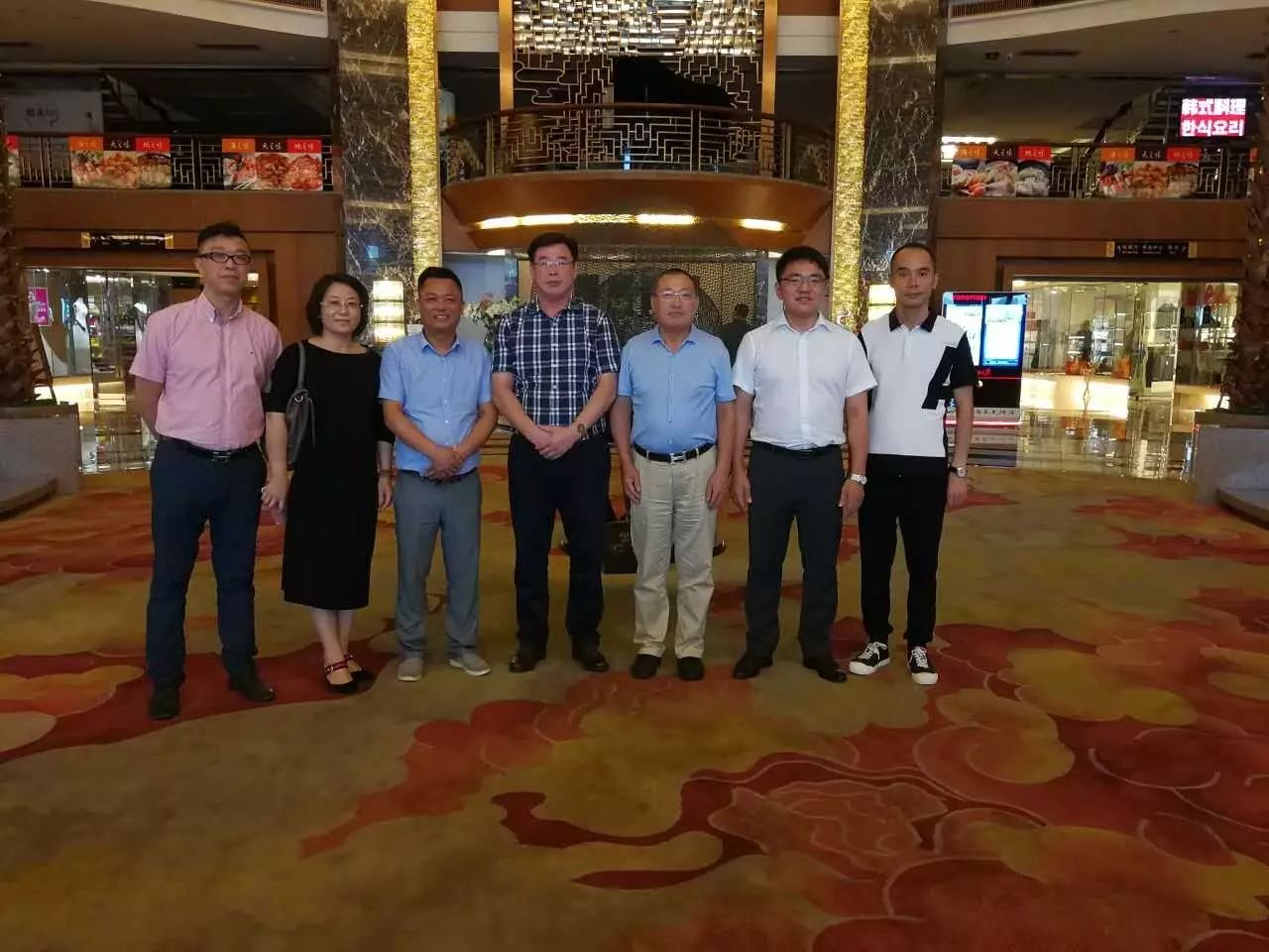 巴基斯坦(中国)山东商会会长程晓耘一行莅临威海浙商城(五金建材城)考察指导工作