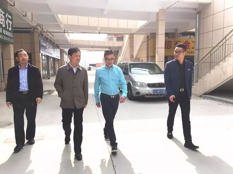 文登区区委书记吴宏飞视察威海浙商城