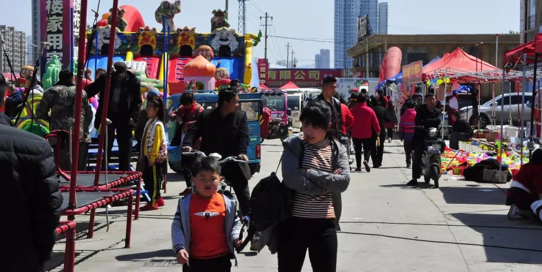 4月7日—4月9日,浙商城春季物资交流大会热闹开始啦!我们一起逛庙会、淘好货!