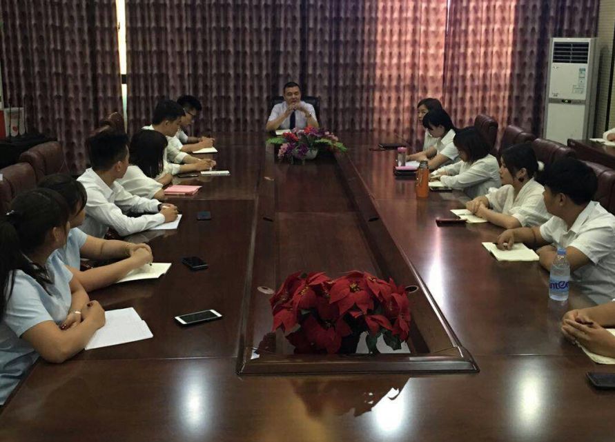 6月20日,万洲集团员工培训会