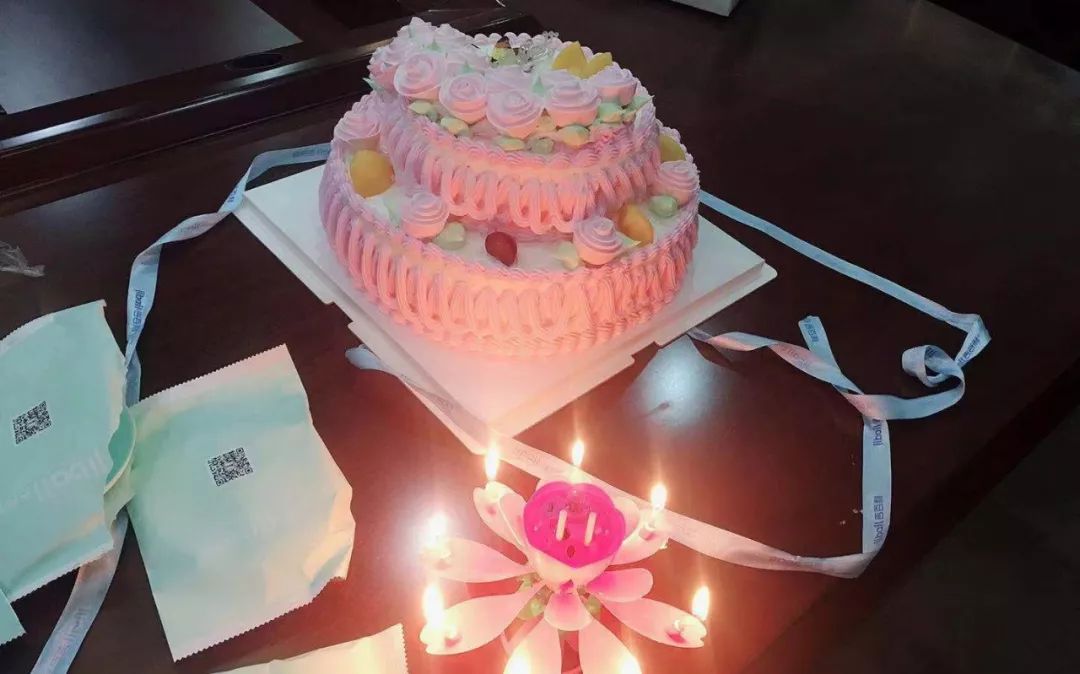 十二月,你好~万洲寿星们,生日快乐!