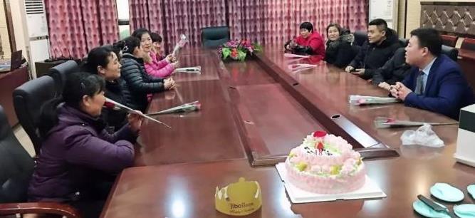 十一月,你好~万洲寿星们,生日快乐!