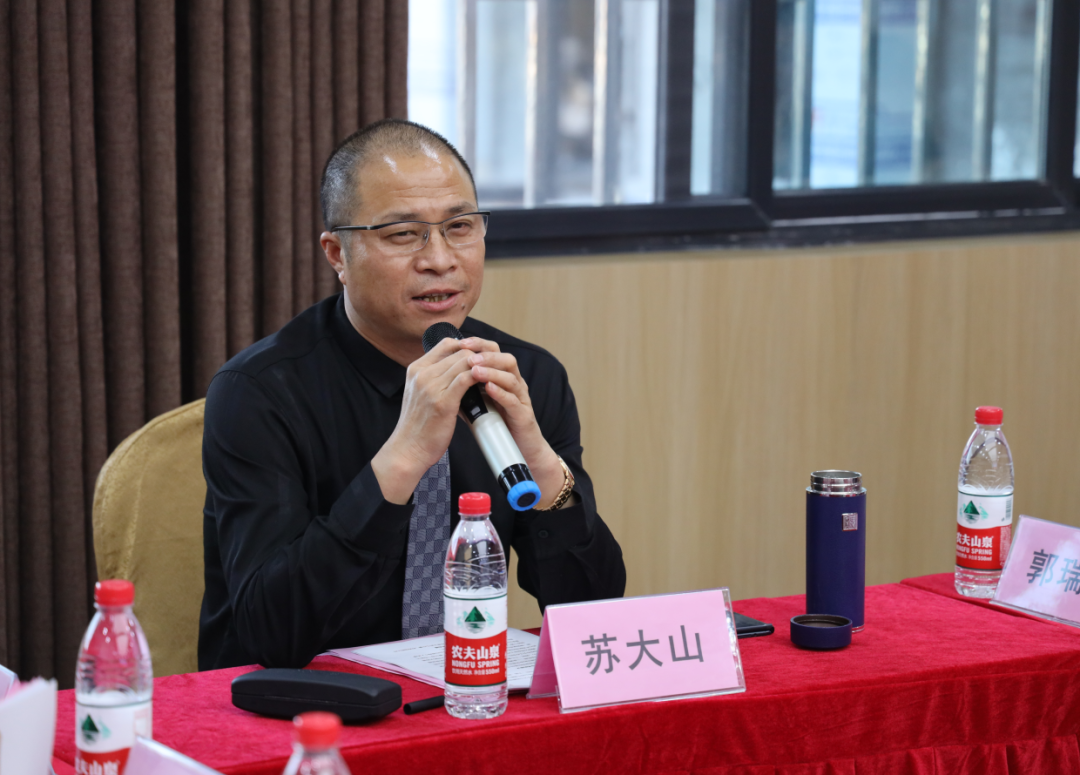 “只争朝夕,不负韶华”2020年中联万洋 第二季度工作会议在藁城旺洋商业广场隆重召开!
