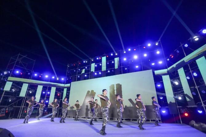 【万洲公益在行动】热烈祝贺2020万洲集团杯 常庄街道第七届邻里文化节广场舞大赛隆重举行