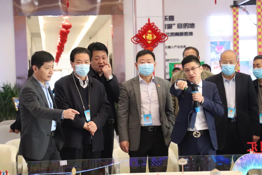 鹤壁市政协主席李军携重点项目视察组莅临万洲汇视察指导