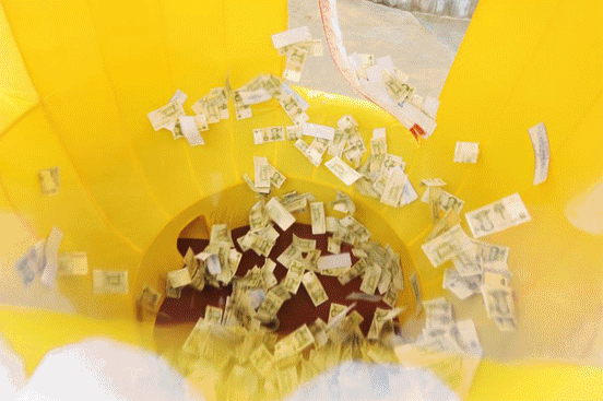 万元现金任你抓!抓多少,送多少!