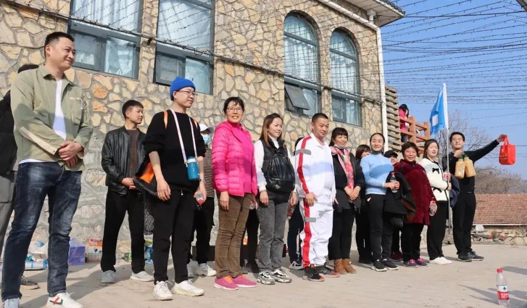 “聚力凝心,共创辉煌”万洲集团·鹤壁万洲汇项目2021冬季拓展活动圆满成功