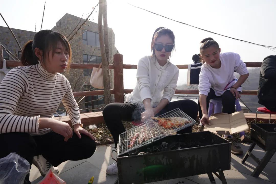 “聚力凝心,共创辉煌”万洲集团·鹤壁万洲汇项目2021冬季拓展活动圆满成功