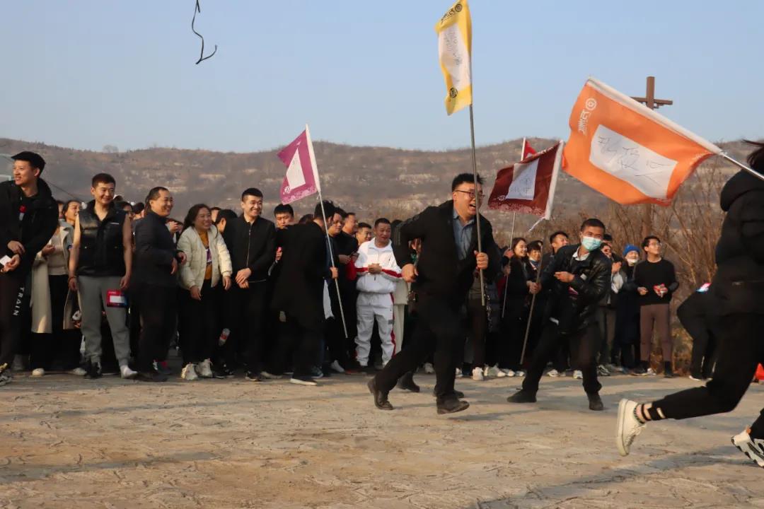 “聚力凝心,共创辉煌”万洲集团·鹤壁万洲汇项目2021冬季拓展活动圆满成功