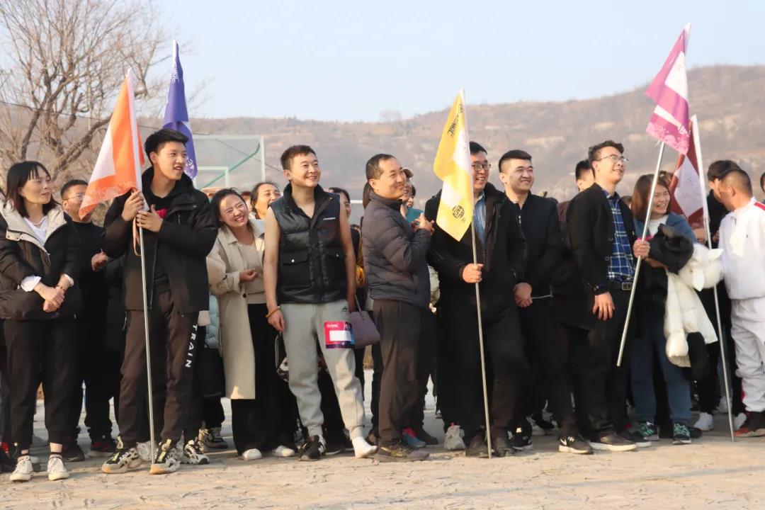 “聚力凝心,共创辉煌”万洲集团·鹤壁万洲汇项目2021冬季拓展活动圆满成功