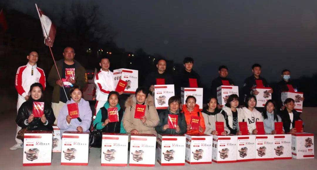 “聚力凝心,共创辉煌”万洲集团·鹤壁万洲汇项目2021冬季拓展活动圆满成功