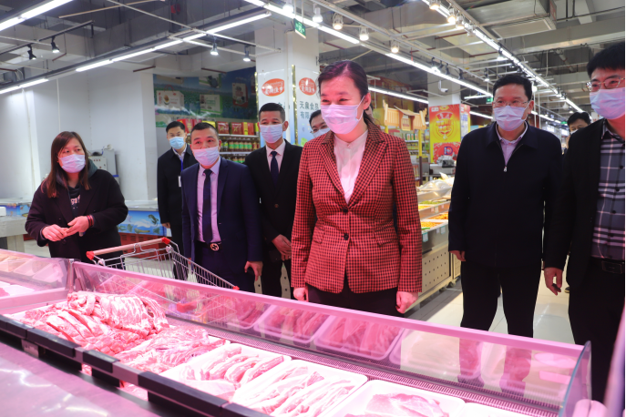 枣庄市委副书记、市长张宏伟莅临万洲第一街视察指导工作