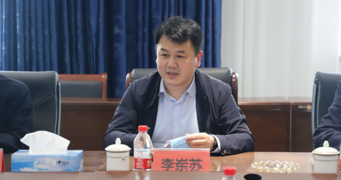 薛城区文旅局局长李岽苏一行莅临万洲集团,关心指导万洲第一街、万洲浙商城项目发展工作