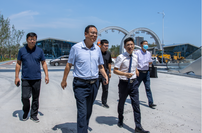 鹤壁市发改委主任马海澎一行莅临万洲汇指导工作