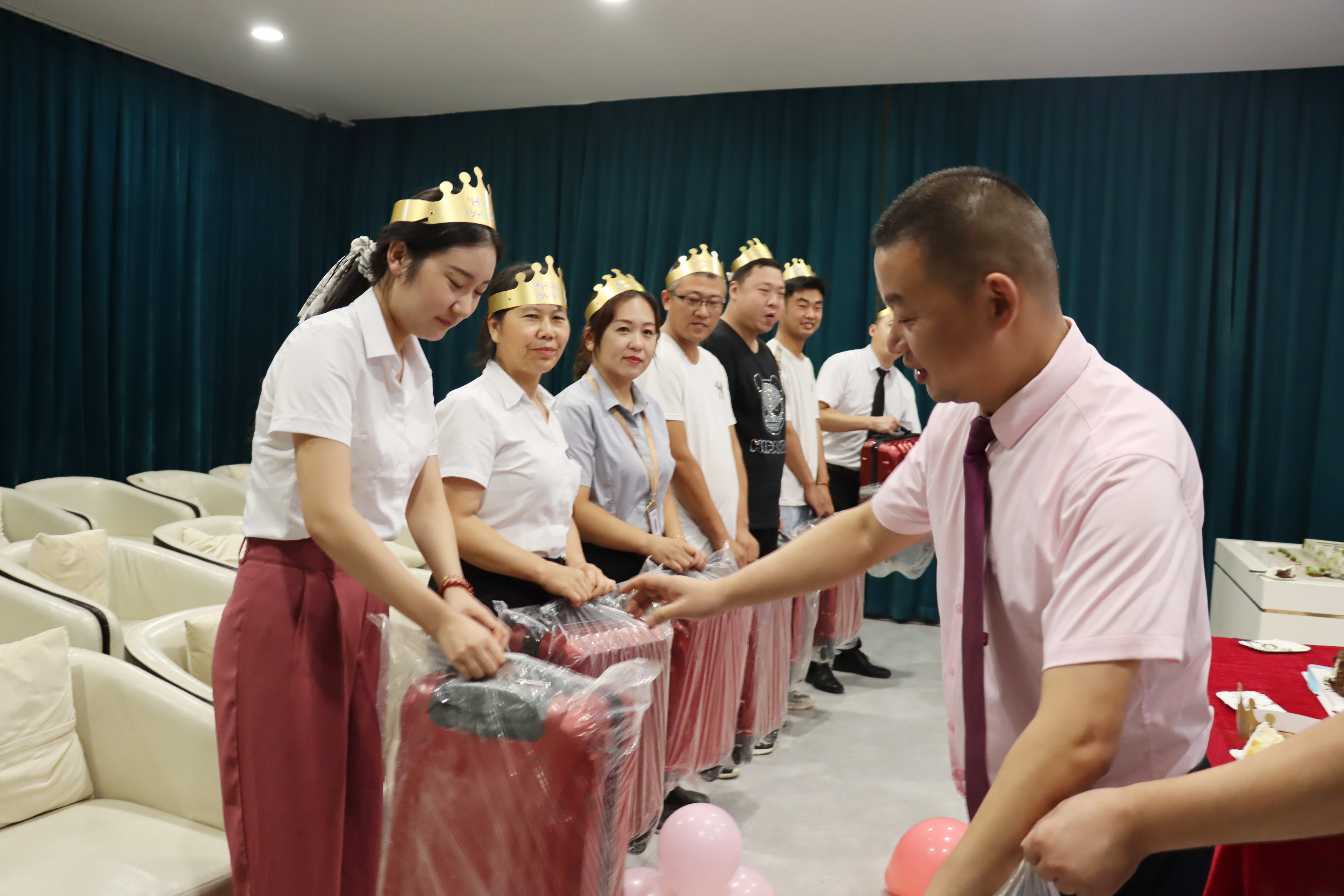 2022年8月份的生日会!