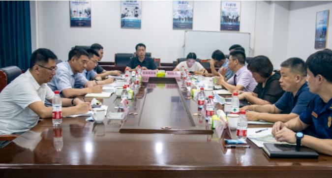 鹤壁经济技术开发区管委副主任连禄一行莅临万洲汇-现场办公指导工作