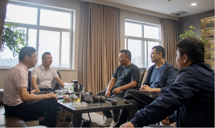 开发区商务服务局带家装补贴政策进万洲汇