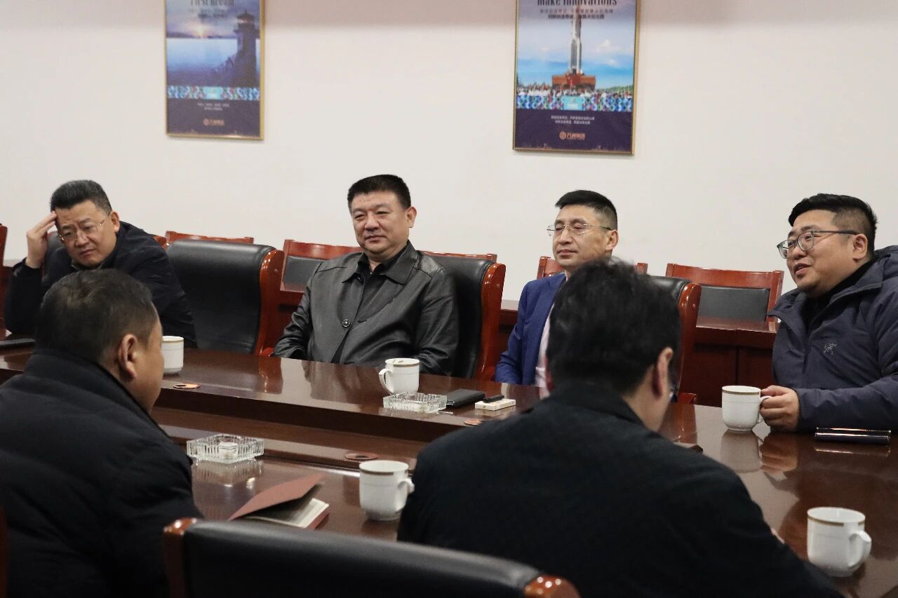 �ױھ��ü�����������ί�ḱ���ι����µ�һ��ݰ�����޻��ֳ��칫ָ������